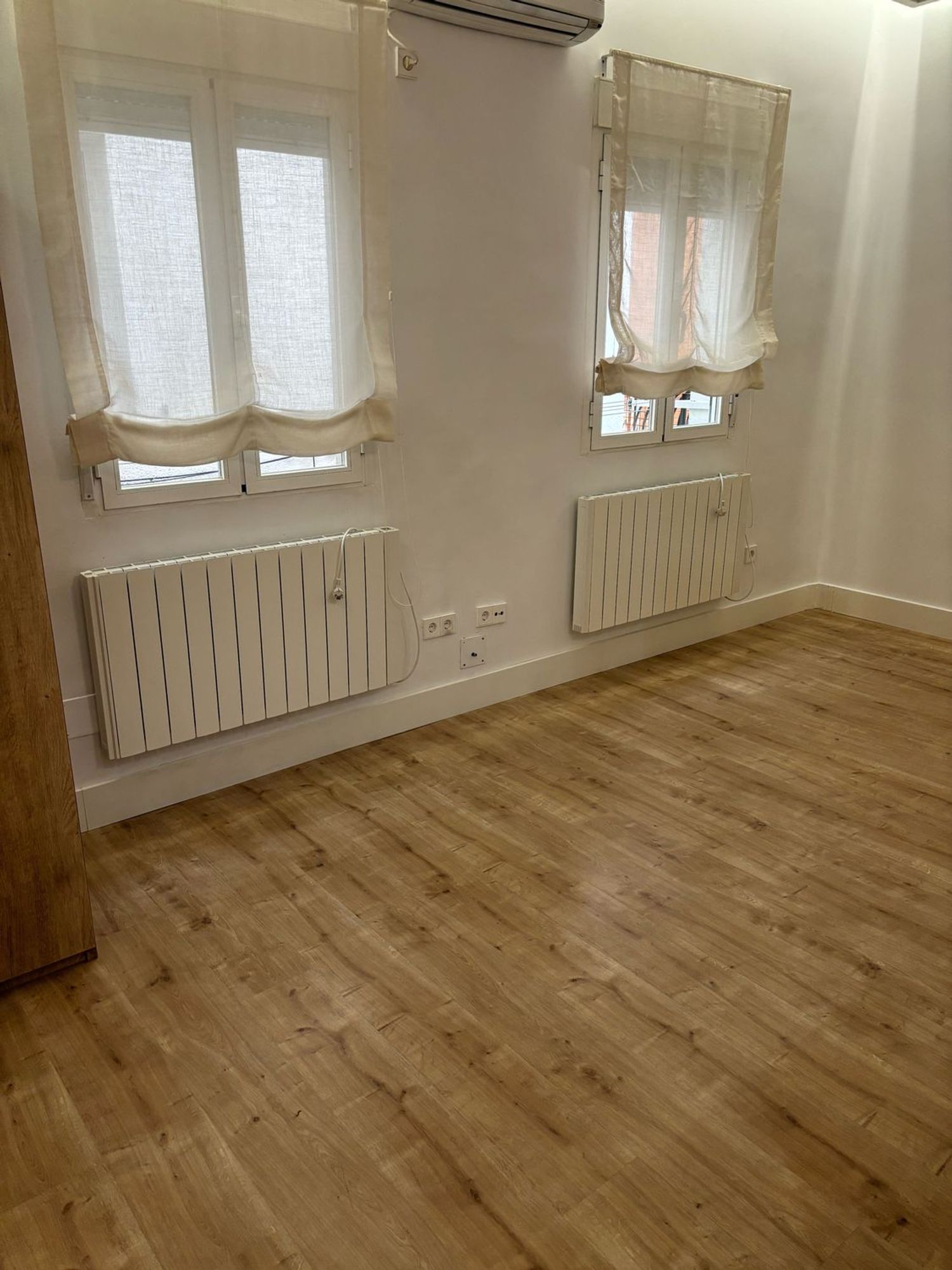 Piso en calle de María de Guzmán, 38 - Foto 4