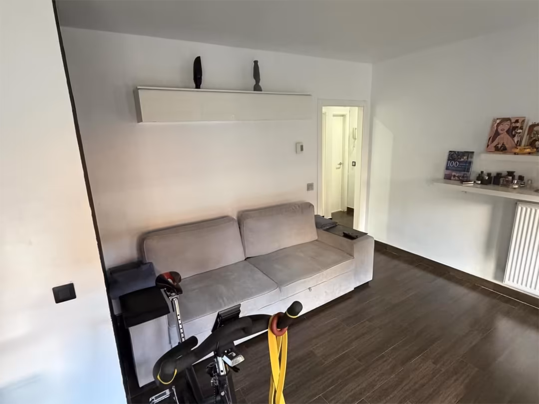 Piso en  Calle de María Sevilla Diago 36 - Foto 2