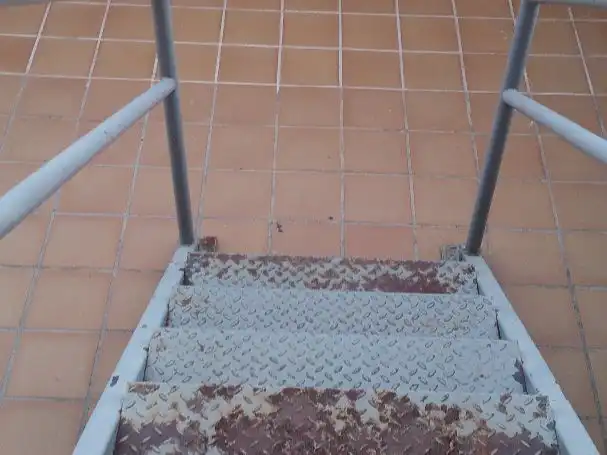 Piso en  Carrer de Guillem Catà 43 - Foto 11
