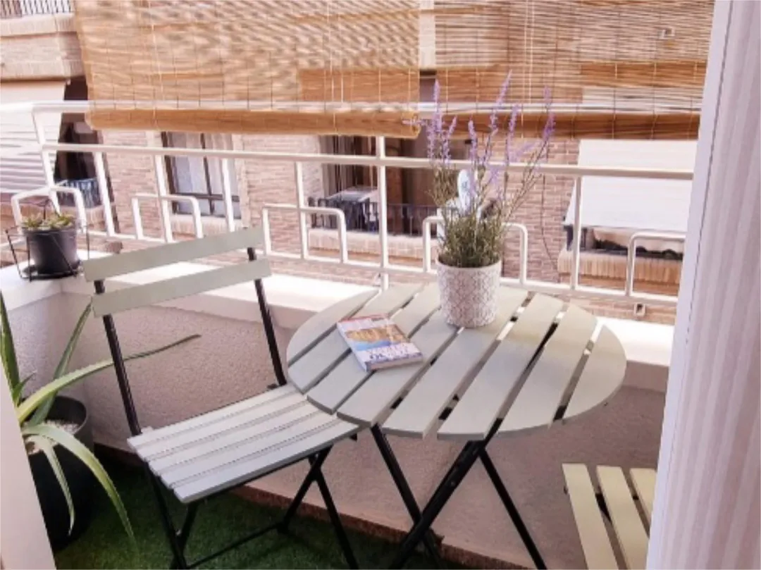 Piso en  Carrer Joan Miró 1 - Foto 6