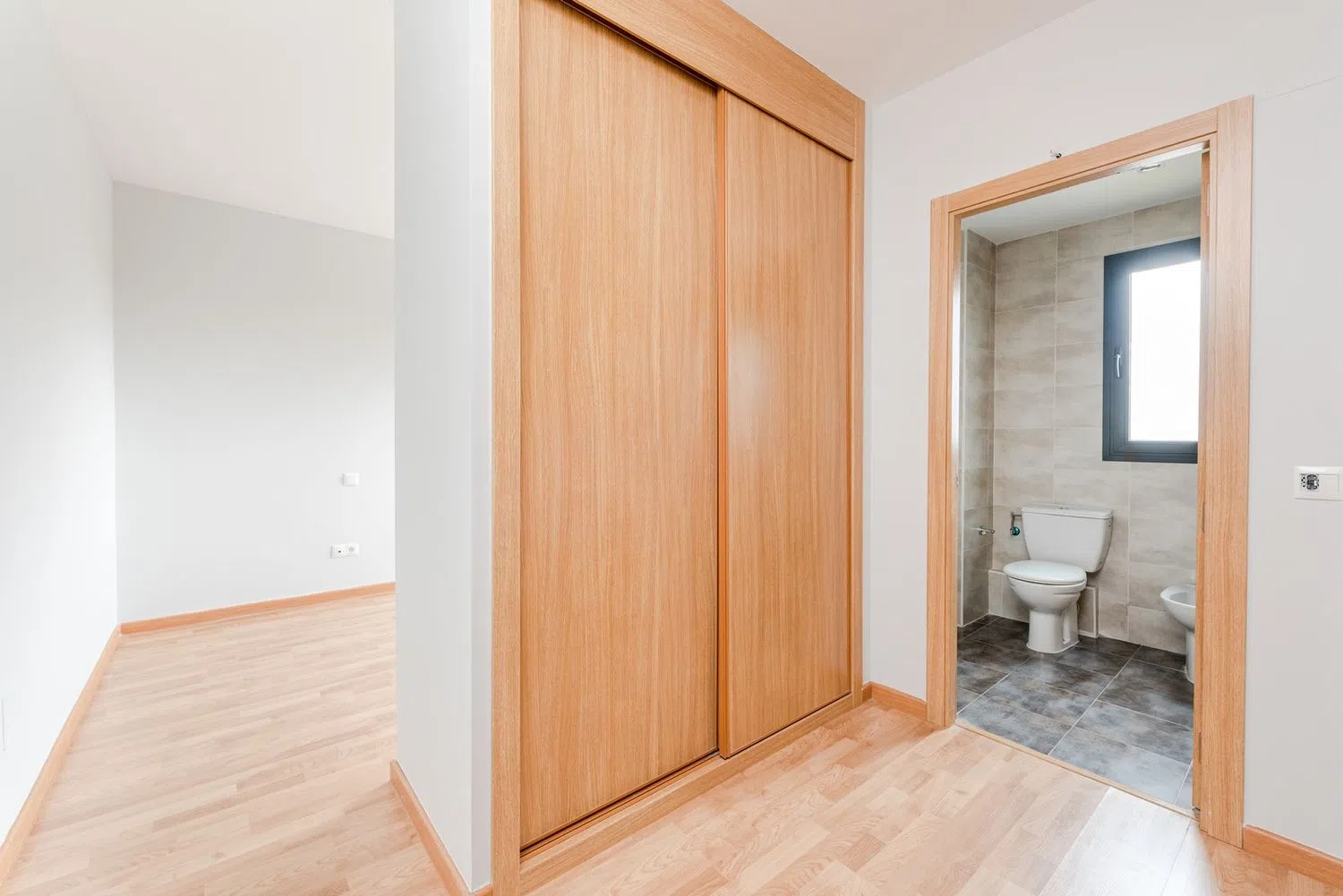 Piso en avenida Joan Miró - Foto 9