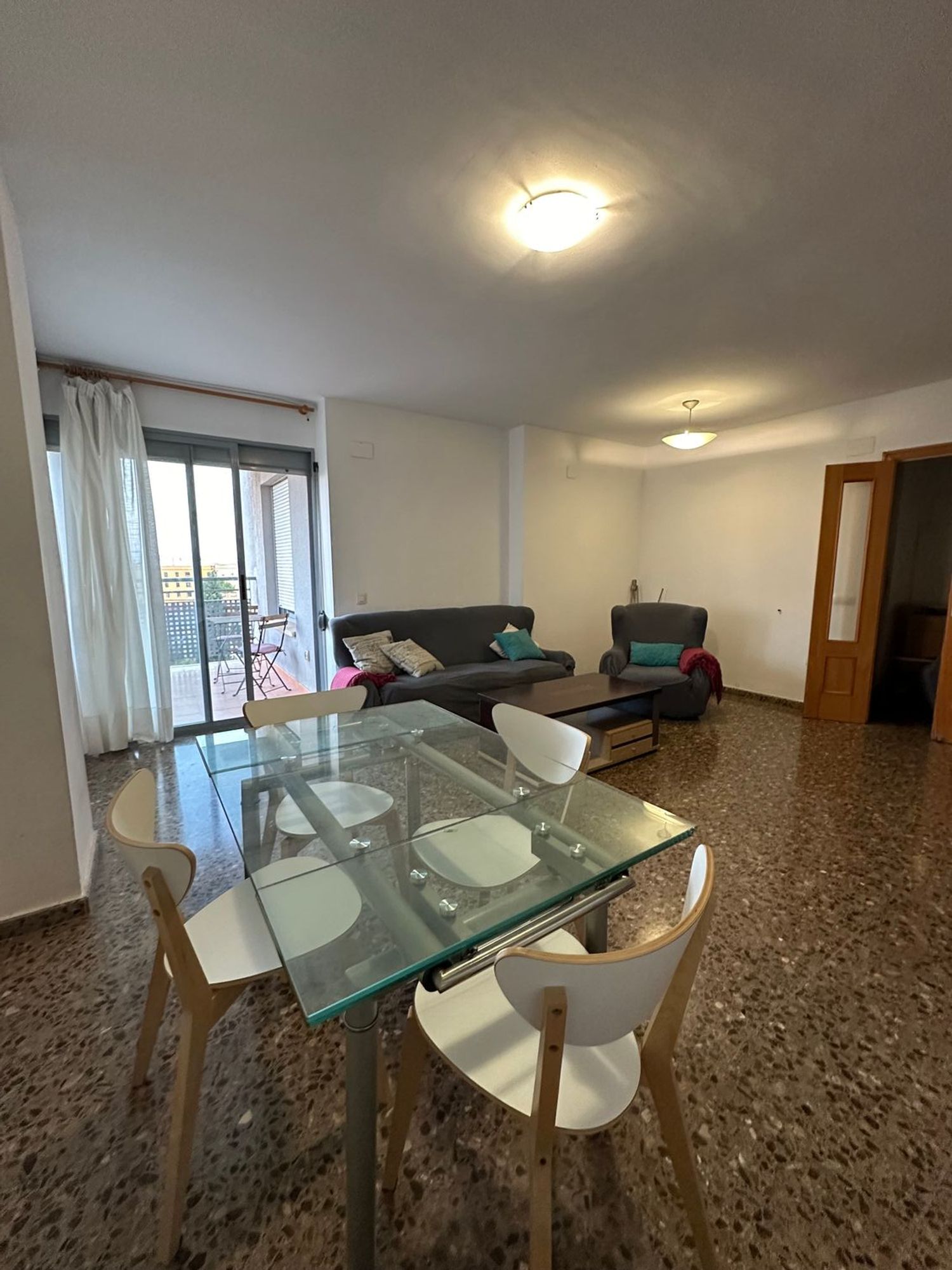 Piso en Calle Joaquín García Girona, 64, Zona Estación-Universidad - Foto 2
