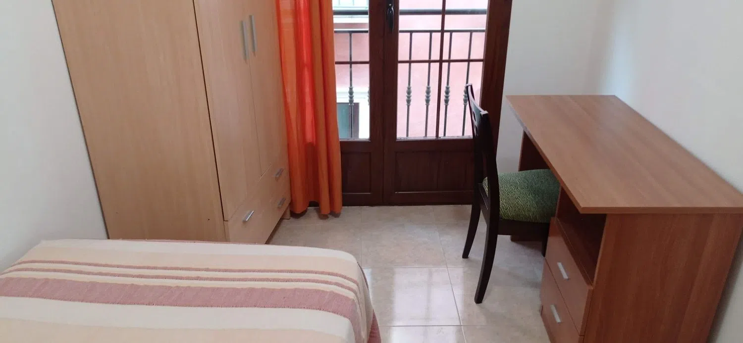 Piso en calle San Jeronimo, 5 - Foto 2