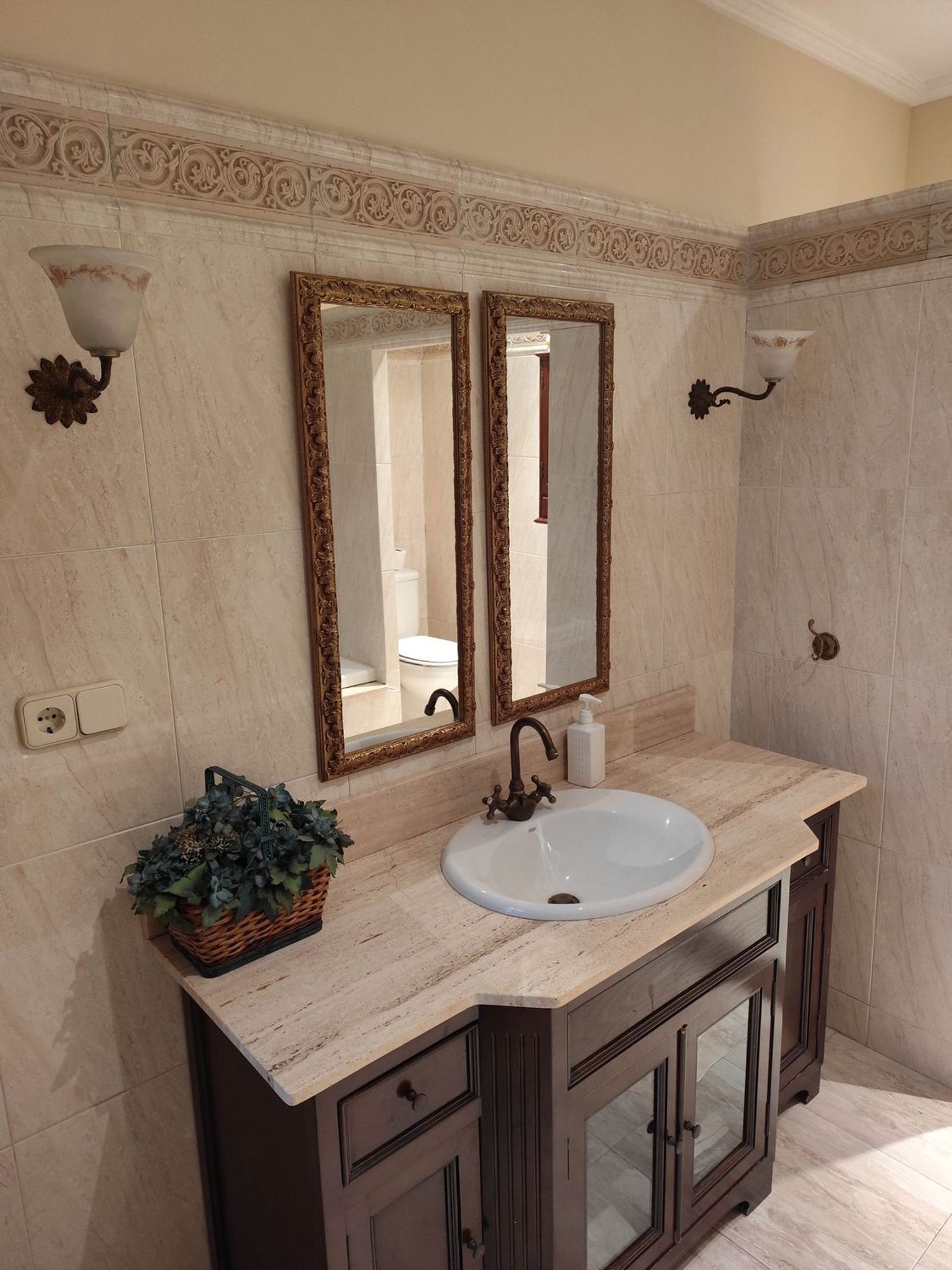 Piso en Calle Palacio Valdés, 10, Salesas-Foncalada-Campoamor - Foto 2