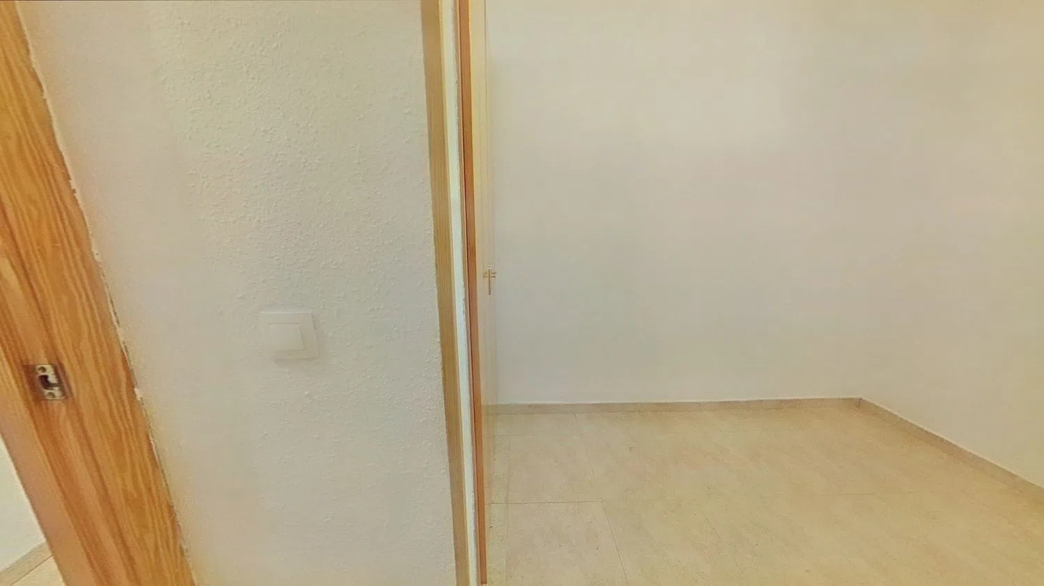 Piso en Barrio Torrefiel - Foto 11