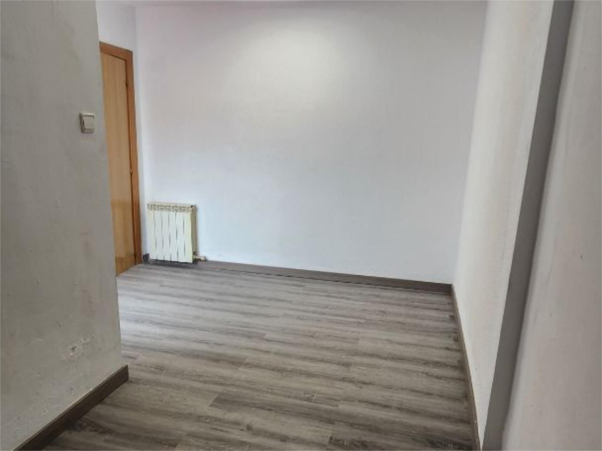 Piso en  Calle de María Lostal 32 - Foto 13