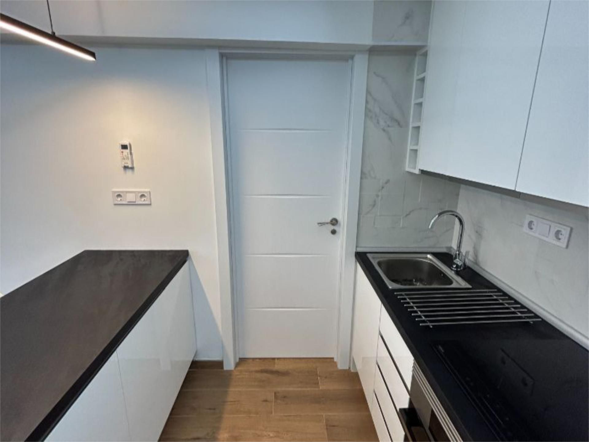 Piso en  Carrer de Saridakis 24 - Foto 6