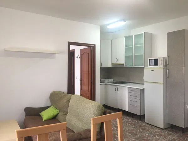 Estudio en calle ramón crespo, 29 - Foto 1