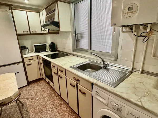 Piso en Barrio Pol Universidad Romareda - Foto 8