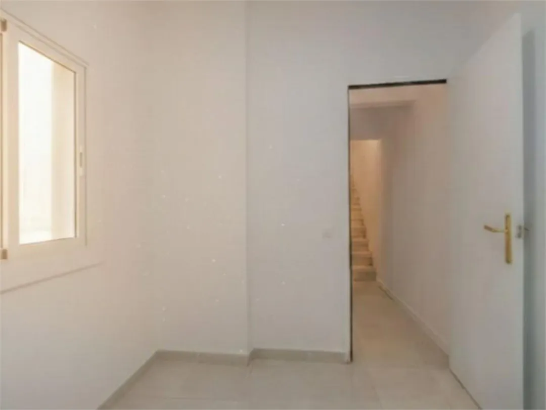 Piso en  Carrer de Rodrigo Caro 40 - Foto 8