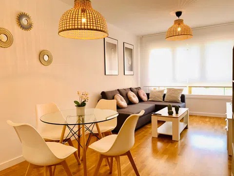 Piso en avenida Dolores Rodríguez de Aragón, 3