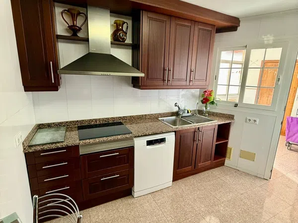 Piso en calle de Ramon Berenguer III, 1 - Foto 4