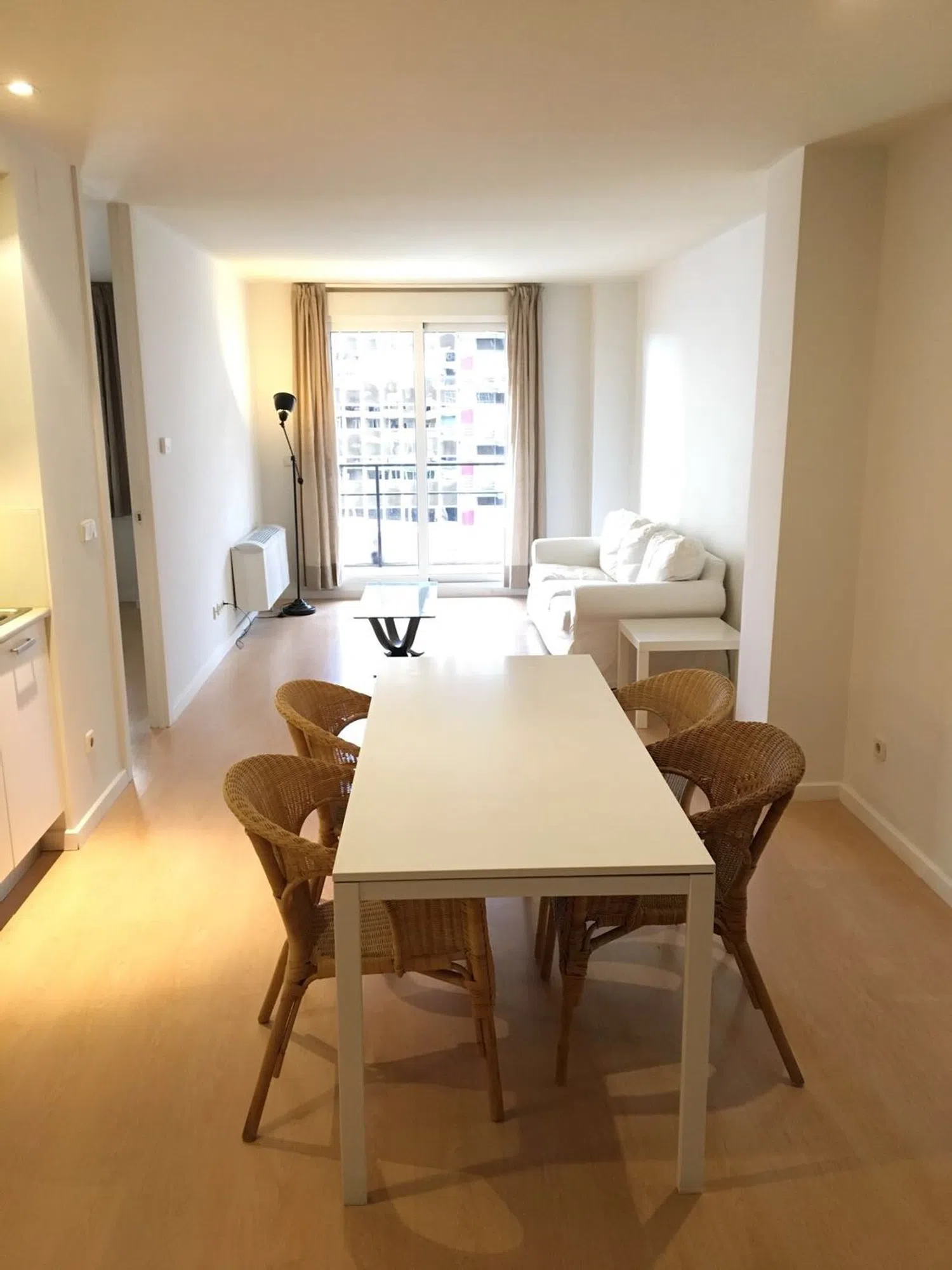 Piso en calle Mauricio Legendre, 16