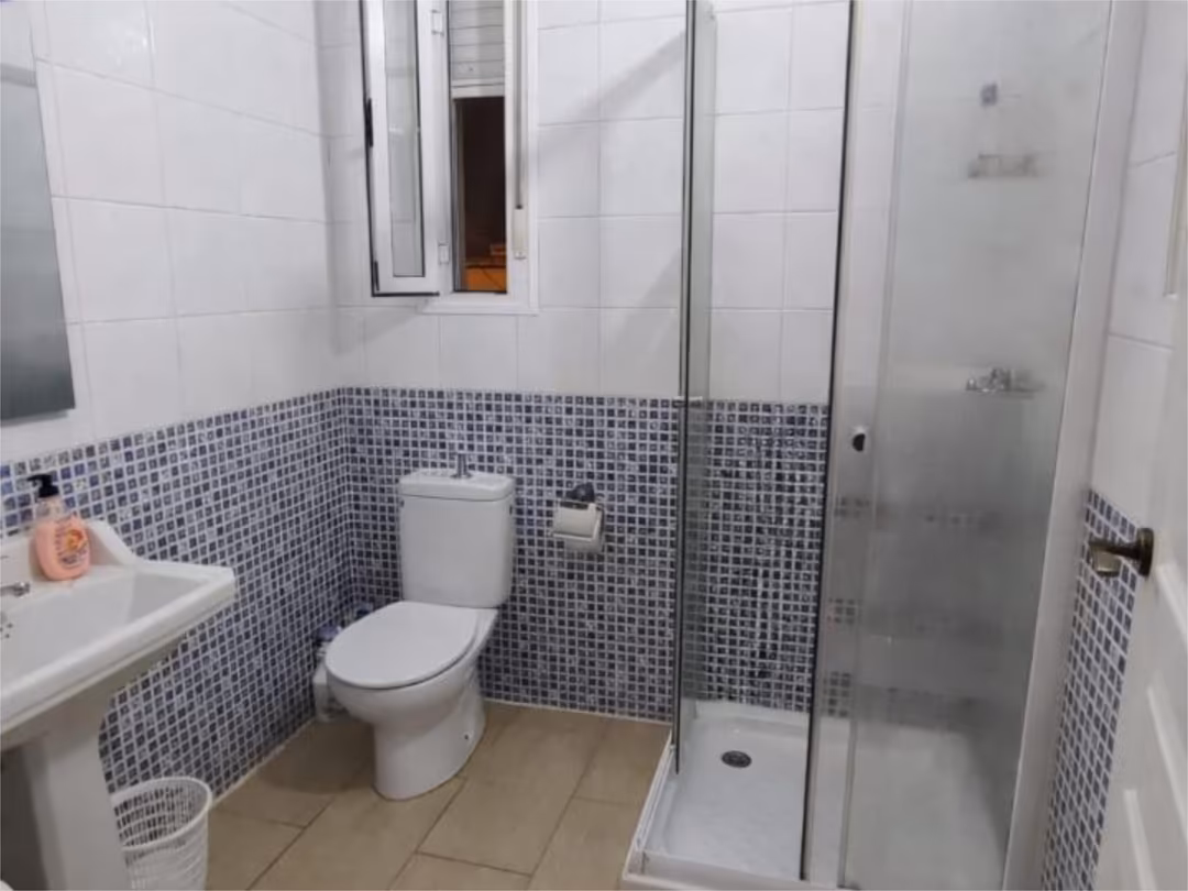 Piso en  Calle Rafael Cantarero 2 - Foto 5