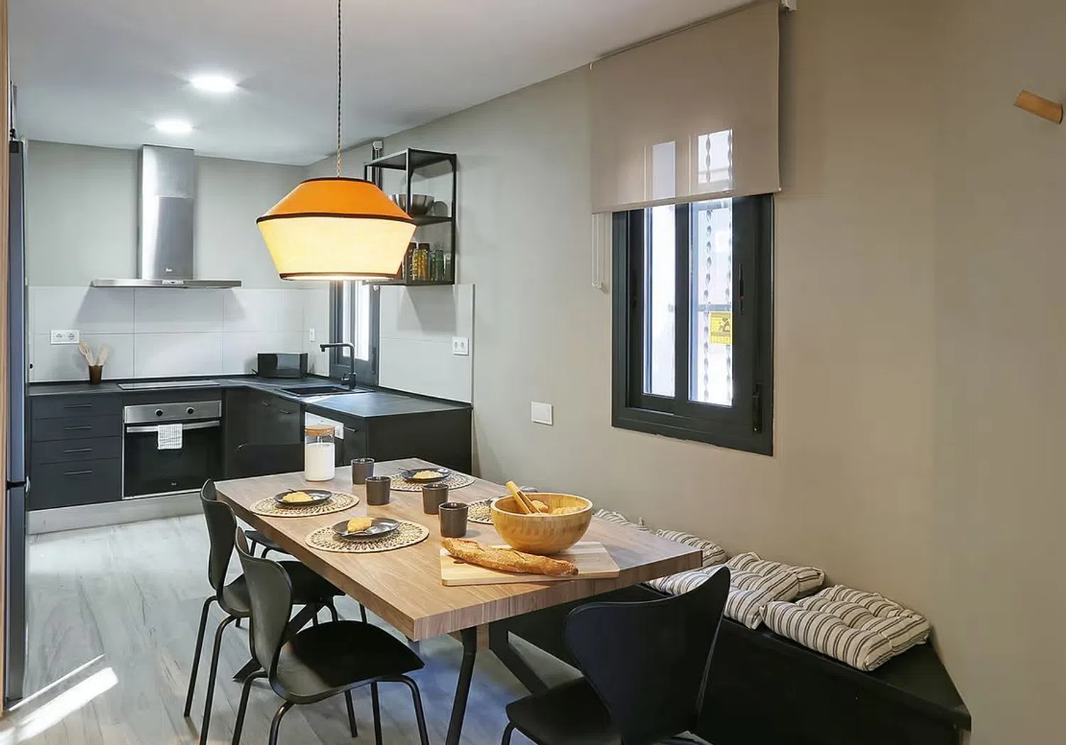 Casa de pueblo en calle Mare de Déu dels Desemparats, 27 - Foto 4