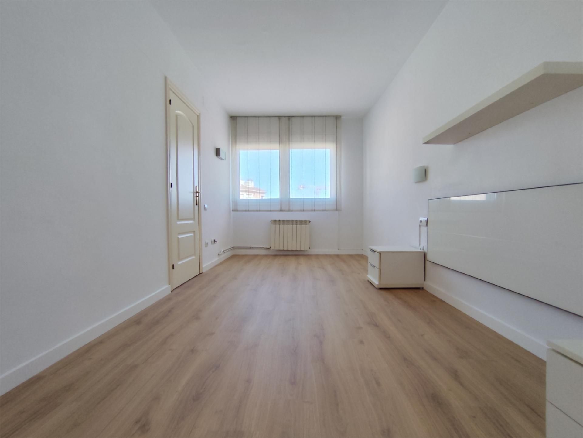 Piso en  Carrer de Puig i Cadafalch 5 - Foto 4