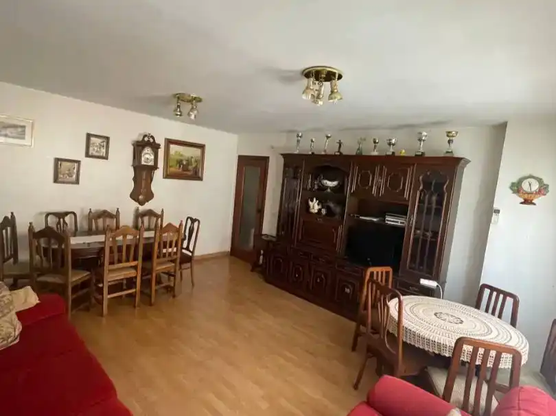 Piso en  Calle Hernán Cortés 22 - Foto 2