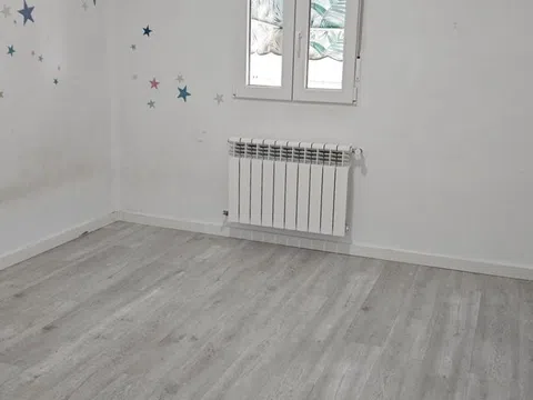 Piso en caramuel, 8