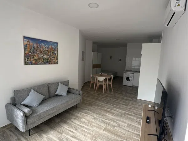 Estudio en calle Malasaña, 57 - Foto 3