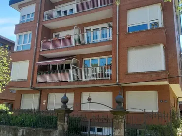 Piso en  Máximo Aguirre Kalea 8 - Foto 1