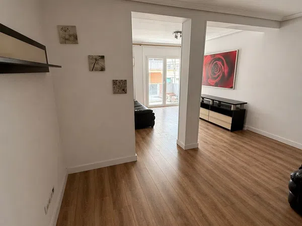 Piso en calle Valderrobres, 13