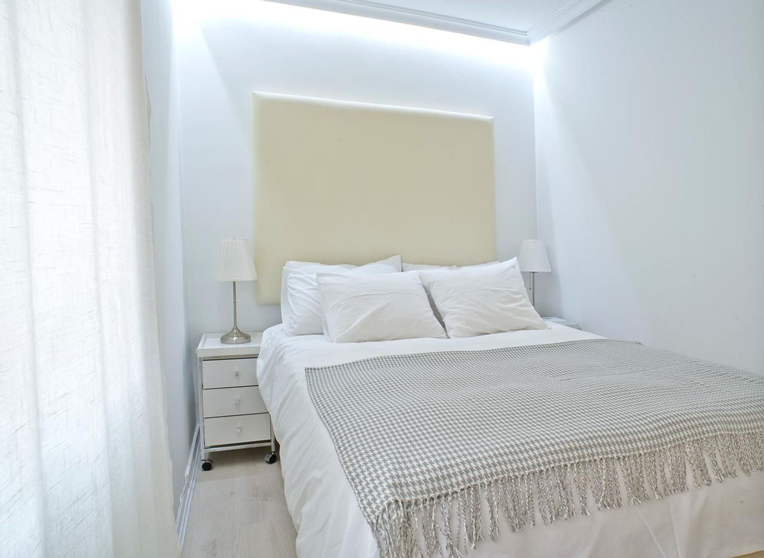 Estudio en calle de Viriato, 4 - Foto 2