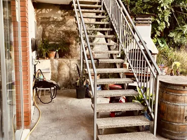 Piso en calle Carrer Rosalia de Castro 1 - Foto 2