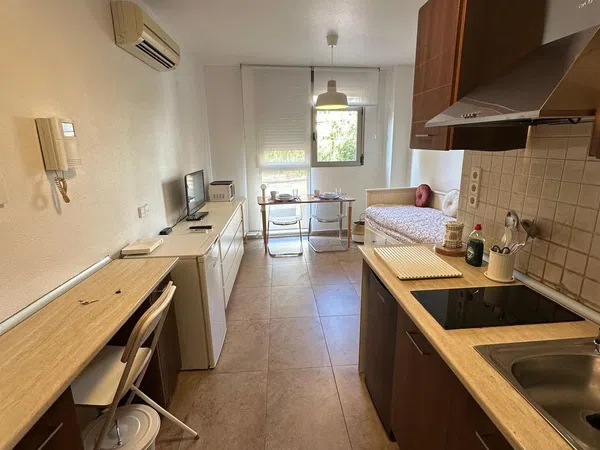Estudio en Calle Donantes de Sangre, 8, Zona Juan de Borbón - Foto 1