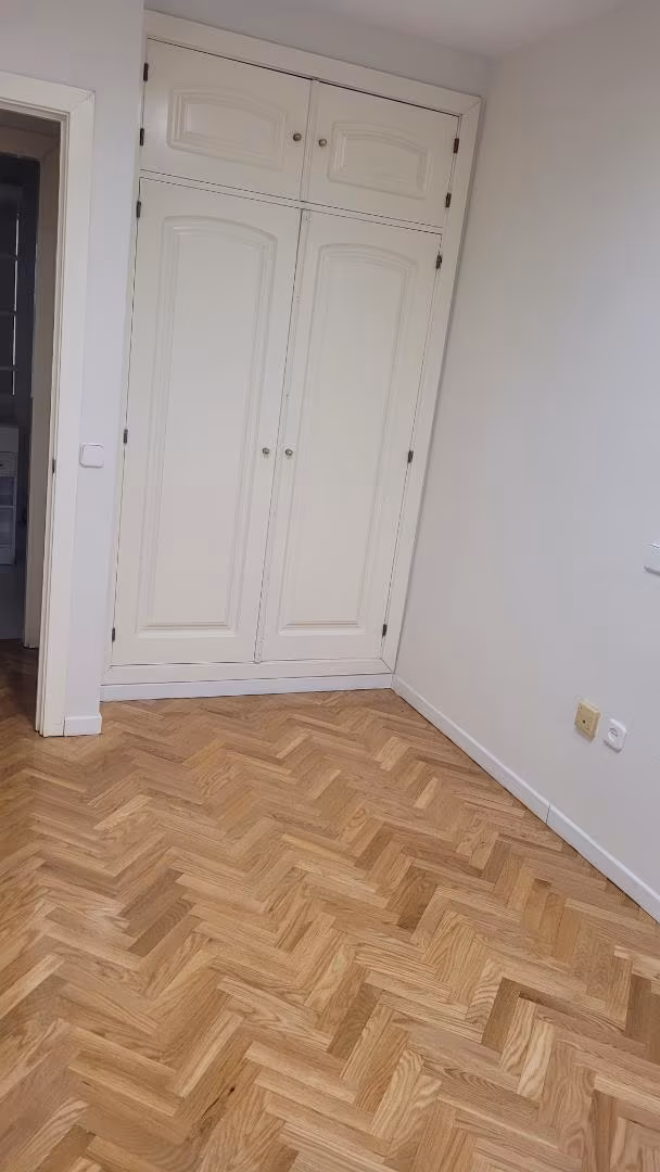 Piso en  Glorieta Francisco de las Cabezas 3 - Foto 9