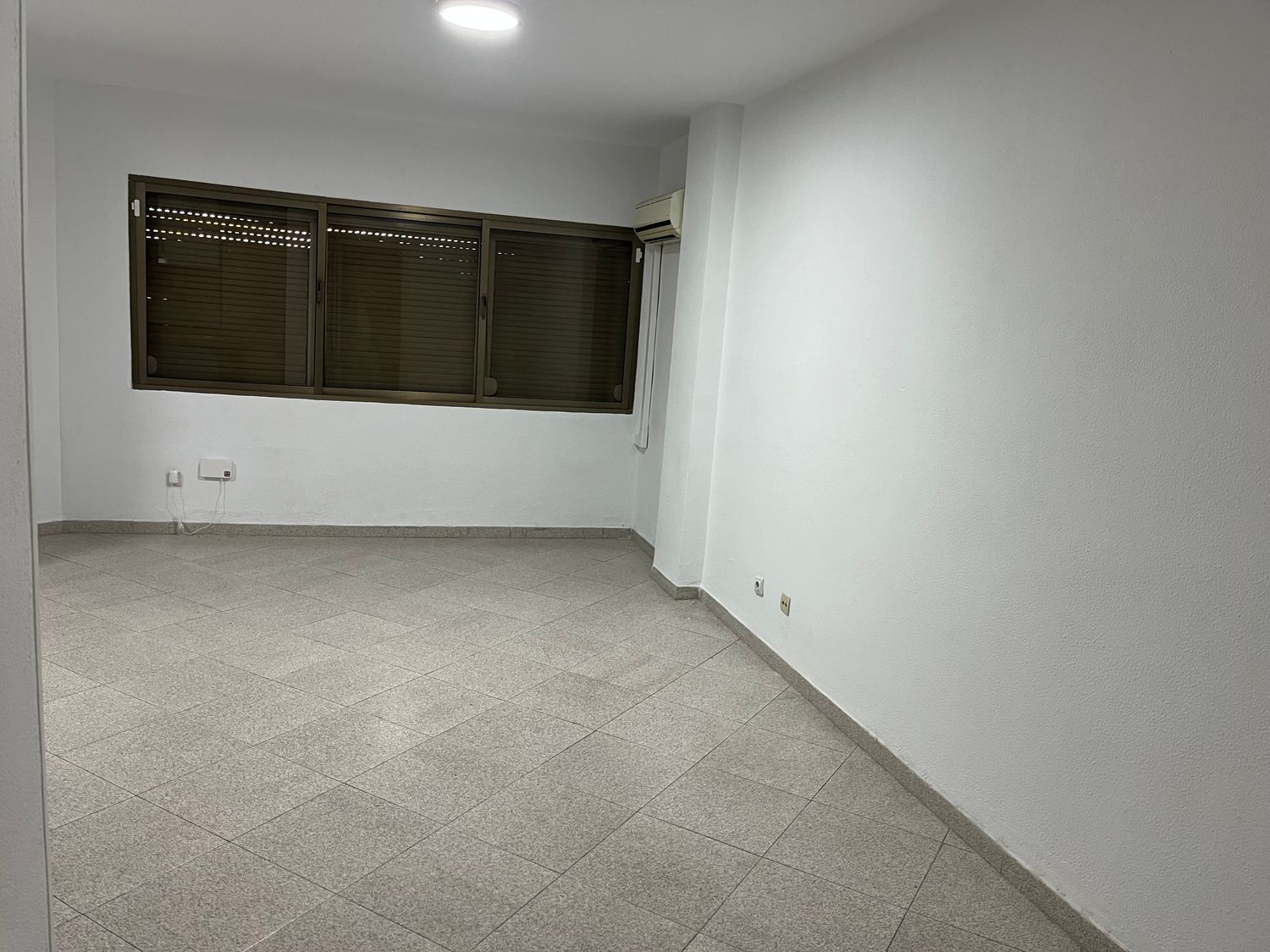 Piso en avenida de Andalucía, 24 - Foto 3