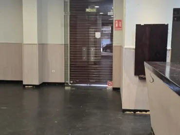 Local comercial en  Plaza Pedro Santos Gómez 2 - Foto 7