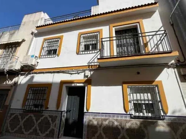 Chalet adosado en Calle Luis Vives, 53 - Foto 1