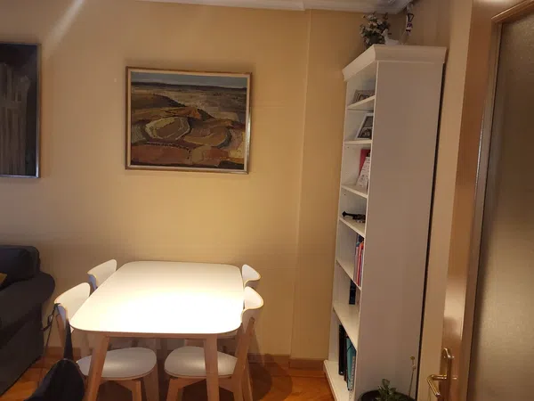 Piso en calle de Bustamante, 26