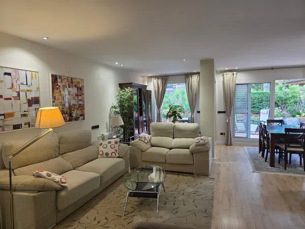 Chalet pareado en Calle Dàlies, 17 - Foto 1