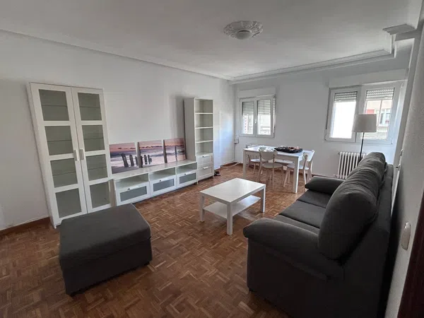 Piso en calle María Auxiliadora, 35