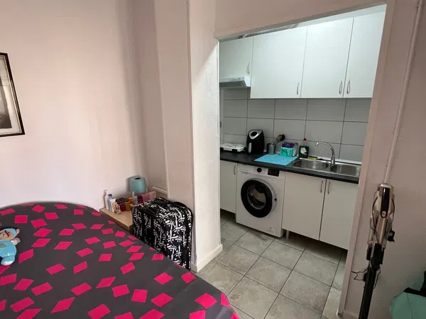 Estudio en calle de Reus, 34 - Foto 1