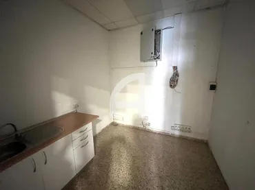 Local comercial en  Carrer de l'Escultor Armengol - Foto 7
