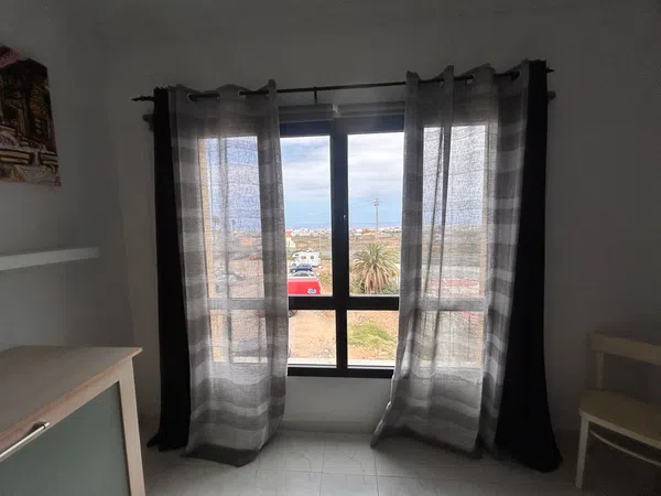 Piso en Calle Poetisa Maria del Pino Blanco Jardin, 9 - Foto 5