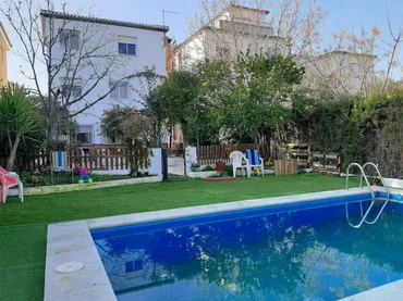 Chalet en  Avenida del Carmen 33 - Foto 1