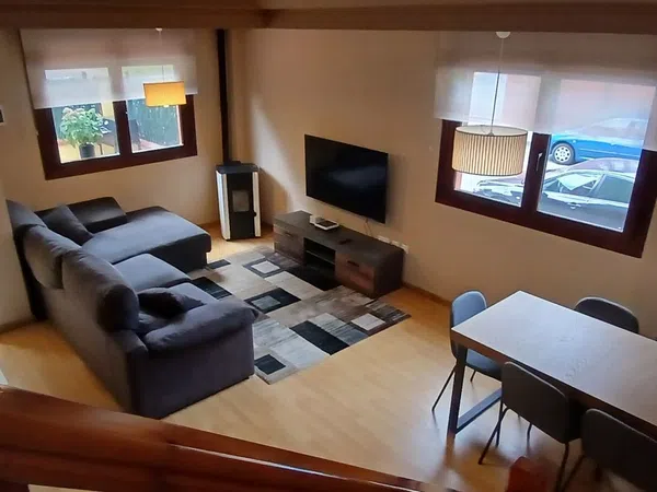 Chalet adosado en Arriondas - Foto 2