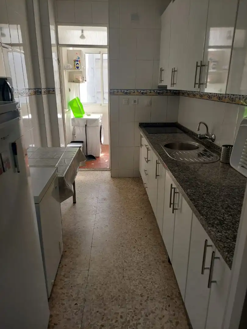Piso en  Avenida de la Reina Mercedes 19 - Foto 4
