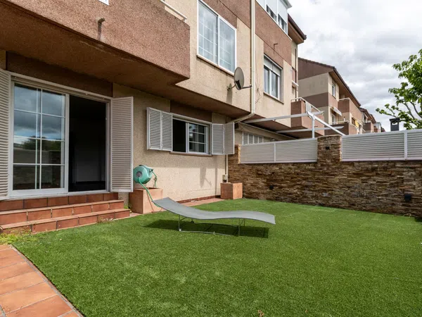 Chalet pareado en Barrio Monte Rozas