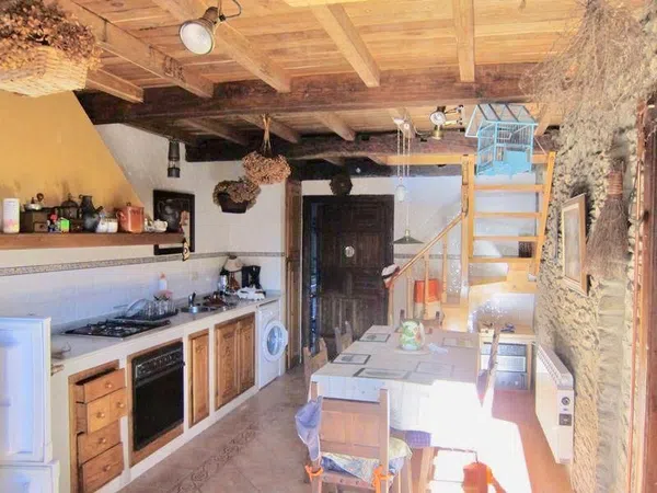 Casa rural en Omedas km2, 2 km - Foto 2