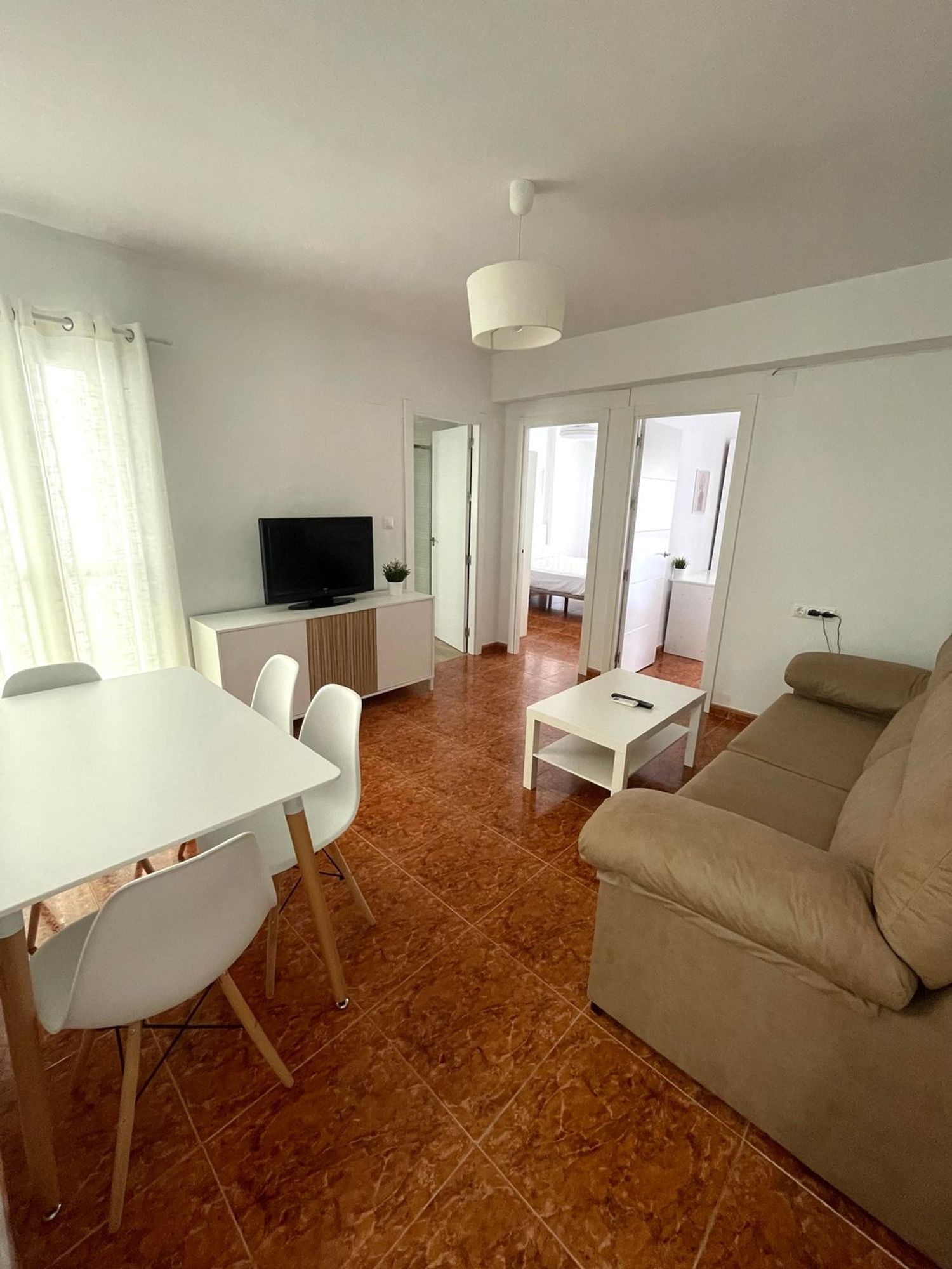 Piso en avenida de la Viñuela, 25 - Foto 4