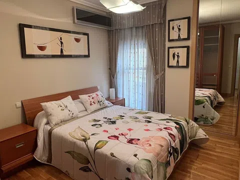 Piso en plaza Virgen de la Luz, 2 PlazaVirgenDeLaLuz - Foto 3