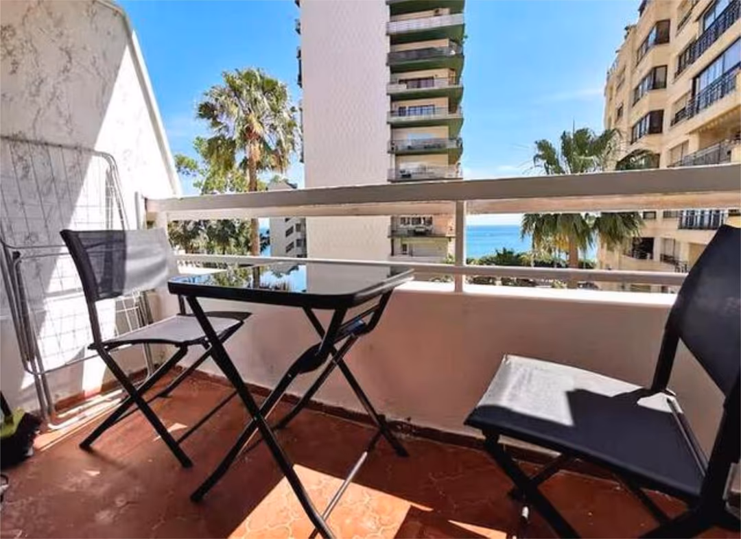 Estudio en Marbella centro con vistas al mar - Foto 3