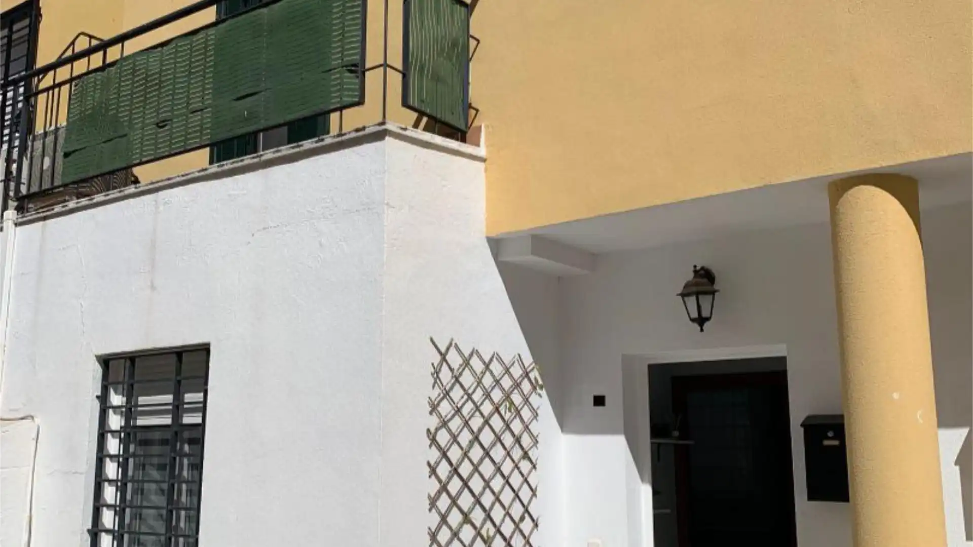 Casa adosada en  Calle de la Hijuela 19 - Foto 33