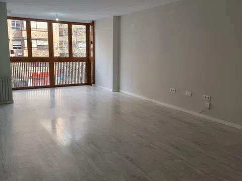 Piso en avenida Eusebi Sempere, 5