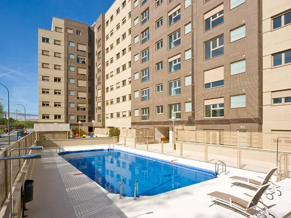 Piso en calle del Cerro Negro, 12