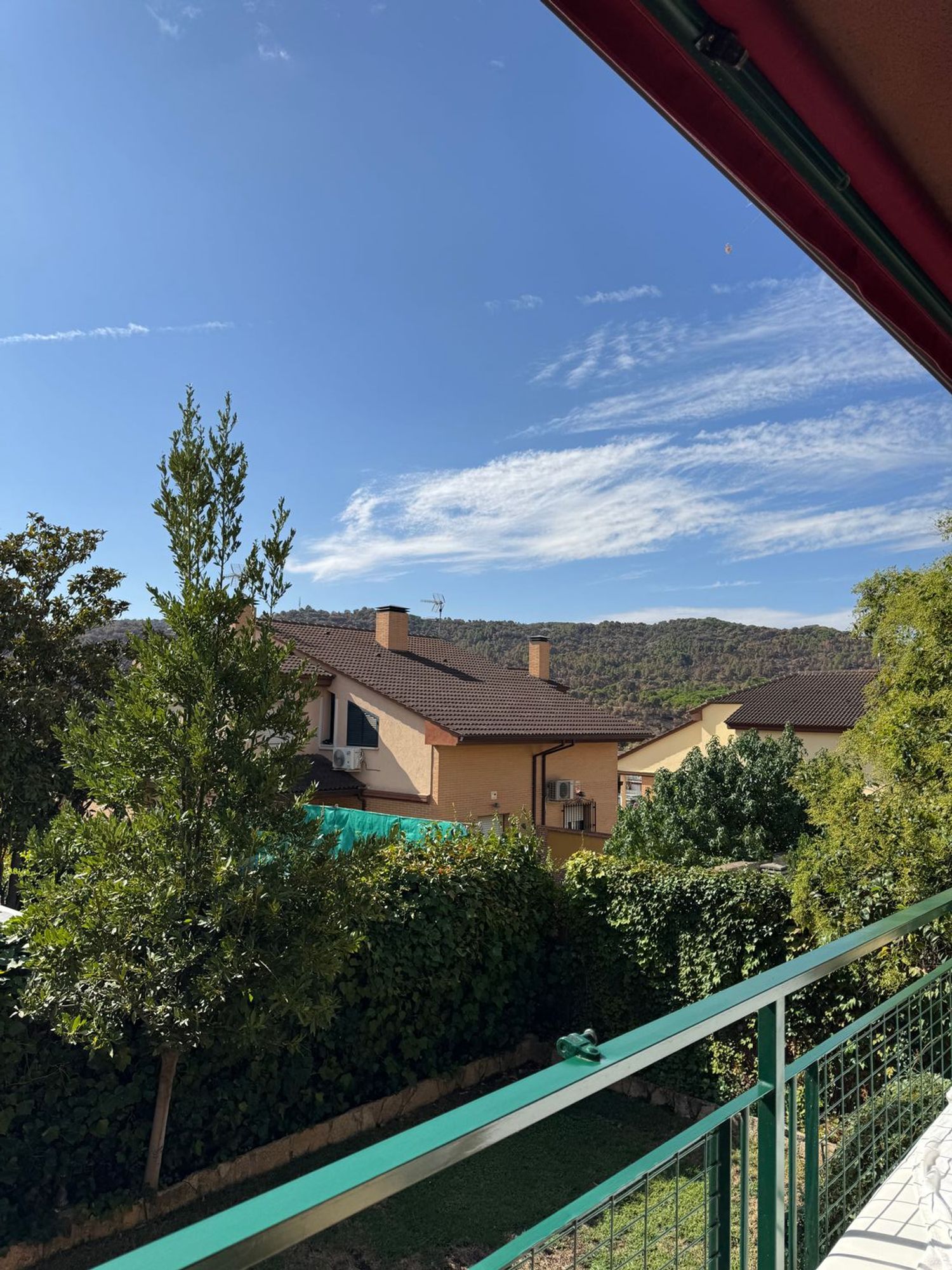 Chalet pareado en San Martín de Valdeiglesias - Foto 2